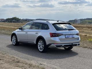 Škoda Superb 2,0 TDI 140kW DSG Scout 4x4 CZ kombi - Foto 21