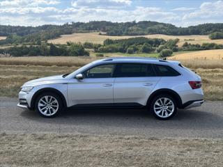 Škoda Superb 2,0 TDI 140kW DSG Scout 4x4 CZ kombi - Foto 20