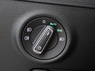 Škoda Superb 2,0 TDI 140kW 4x4 DSG L&K DPH kombi - Foto 20