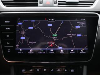 Škoda Superb 2,0 TDI DSG Style kombi - Foto 24