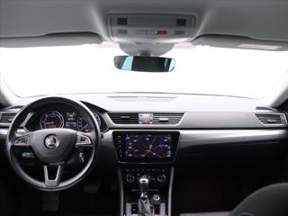 Škoda Superb 2,0 TDI DSG Style kombi - Foto 28