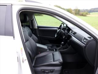 Škoda Superb 2,0 TDI DSG Style+ Navi ACC kombi - Foto 13