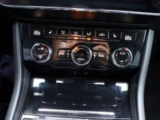 Škoda Superb 2,0 TDI DSG Style+ Navi ACC kombi - Foto 16