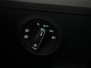 Škoda Superb 2,0 TDI 140kW DSG 4x4 L&K DPH kombi - Foto 8