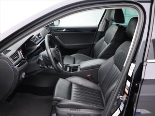 Škoda Superb 2,0 TDI 140kW DSG 4x4 L&K DPH kombi - Foto 5