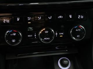 Škoda Superb 2,0 TDI DSG CZ L&K 1.Maj DPH kombi - Foto 24