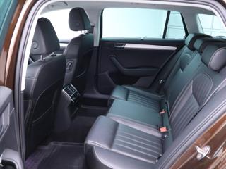 Škoda Superb 2,0 TDI DSG CZ L&K 1.Maj DPH kombi - Foto 15