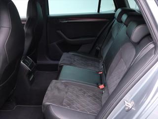 Škoda Superb 2,0 TDI 147kW Sportline DSG DPH kombi - Foto 13