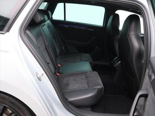 Škoda Superb 2,0 TDI 140kW DSG Sportline kombi - Foto 13