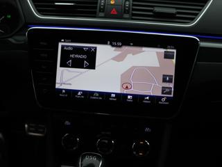 Škoda Superb 2,0 TDI 140kW DSG Sportline kombi - Foto 17