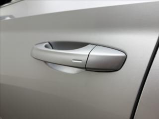 Škoda Superb 2,0 DSG L&K DPH NZ.TOP DCC TZ kombi - Foto 31