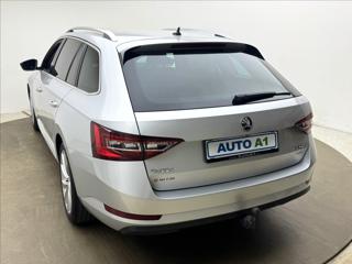 Škoda Superb 2,0 DSG L&K DPH NZ.TOP DCC TZ kombi - Foto 6