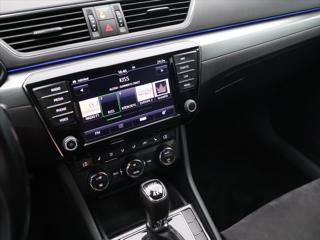 Škoda Superb 2,0 TDI 140kW 4x4 DSG Style CZ kombi - Foto 25