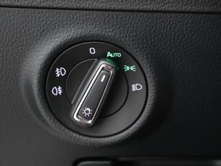 Škoda Superb 2,0 TDI 140kW 4x4 DSG Style CZ kombi - Foto 20