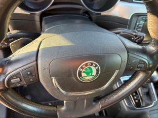 Škoda Superb 3,6 V6 L&K DSG DPH F1 4X4 kombi - Foto 8