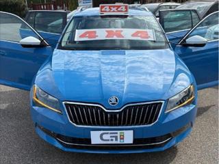 Škoda Superb 2,0 TDi 4x4 DSG 140kw bez koro kombi