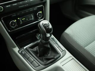 Škoda Superb 2,0 TDI 103kW Ambition Tažné kombi - Foto 28