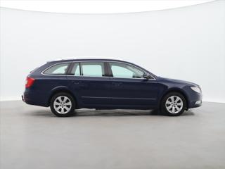 Škoda Superb 2,0 TDI 103kW Ambition Tažné kombi - Foto 8