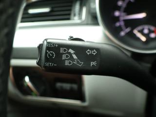 Škoda Superb 2,0 TDI 103kW Ambition Tažné kombi - Foto 26
