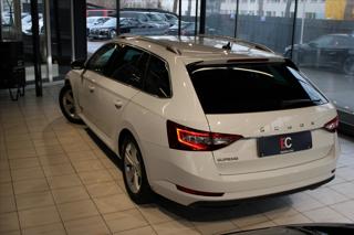 Škoda Superb TDi DSG Combi LED/DPH kombi - Foto 26