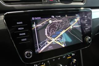 Škoda Superb TDi DSG Combi LED/DPH kombi - Foto 18
