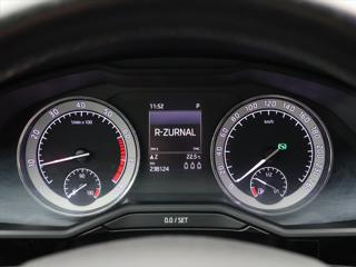 Škoda Superb 2.0 TSI 206kW DSG CZ L&K kombi - Foto 20