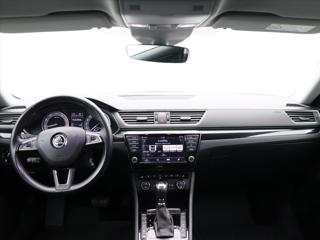 Škoda Superb 2.0 TSI 206kW DSG CZ L&K kombi - Foto 27