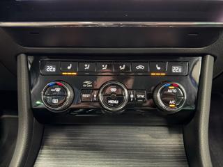 Škoda Superb 2.0 TDI DSG STYLE PLUS, DCC, ACC, MATRIX, CANTON kombi - Foto 17