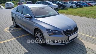 Škoda Superb 2.0 TDi, ČR liftback