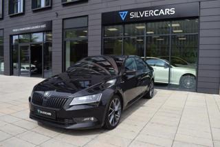 Škoda Superb KeyLess/Pano/tažné/4x4/140kW limuzína