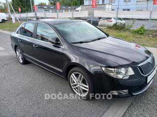 Škoda Superb 2.0 TDi liftback