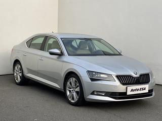 Škoda Superb 2.0 TDi liftback