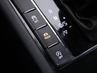 Škoda Superb 2,0 TDI 140kW 4x4 DSG L&K CZ liftback - Foto 19