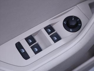 Škoda Superb 2,0 TSI 206kW DSG 4x4 CZ L&K liftback - Foto 18