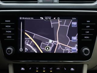 Škoda Superb 2,0 TDI DSG CZ Style 1.Maj DPH liftback - Foto 23