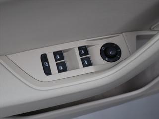 Škoda Superb 1,8 TSI 132kW DSG CZ L&K liftback - Foto 17