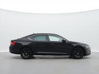 Škoda Superb 2,0 TDI 147kW DSG Style 4x4 CZ liftback - Foto 8