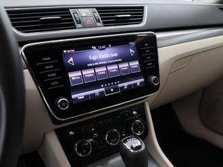 Škoda Superb 2,0 TDI 147kW DSG Style 4x4 CZ liftback - Foto 23