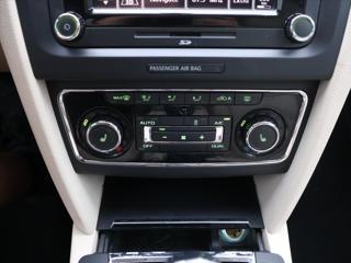 Škoda Superb 2.0 TDI 125kW DSG Elegance Kuže liftback - Foto 17