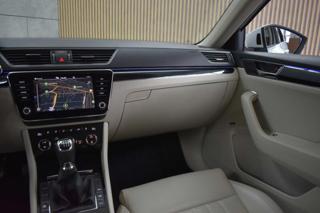 Škoda Superb 2.0 TDI L&K*TAŽNÉ*DPH*ČR 1.MAJ liftback - Foto 10