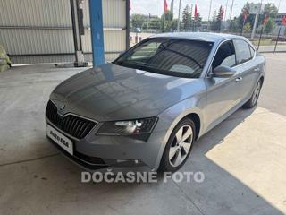 Škoda Superb 1.6 TDi liftback