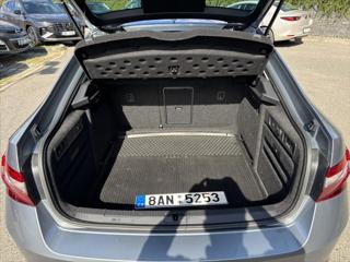 Škoda Superb 2,0 TDi AT Style SERVIS ŠKODA liftback - Foto 14