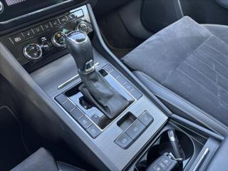 Škoda Superb 2,0 TDi AT Style SERVIS ŠKODA liftback - Foto 31