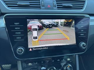Škoda Superb 2,0 TDi AT Style SERVIS ŠKODA liftback - Foto 18