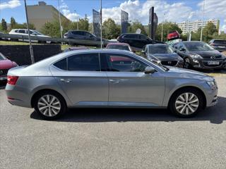 Škoda Superb 2,0 TDi AT Style SERVIS ŠKODA liftback - Foto 6