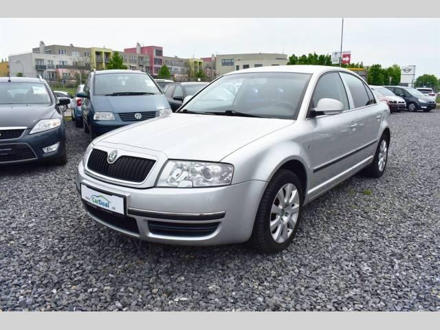 Škoda Superb 1,9 TDI ELEGANCE,TAŽNÉ,PDC sedan nafta