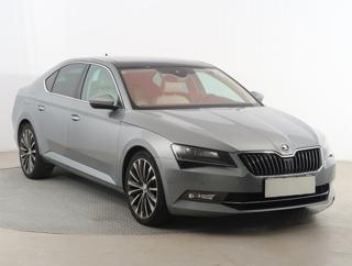 Škoda Superb 2.0 TSI 206kW sedan benzin