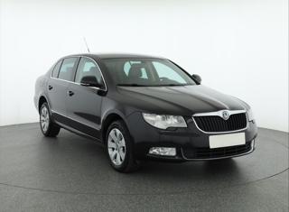 Škoda Superb 2.0 TDI 125kW sedan nafta