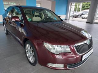 Škoda Superb 1,4   TSI,2.MAJ,XENONY,SERVISKA sedan