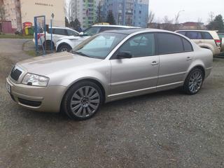 Škoda Superb 2.5 TDI sedan